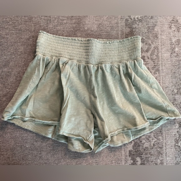 J Crew Crew Cuts girls size 10 flowy shorts pale green ruched waist skort EUC - Picture 1 of 4